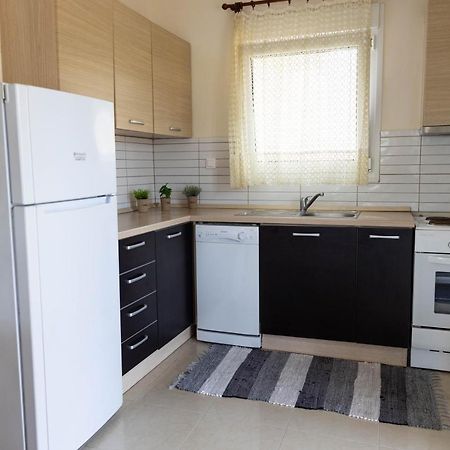 Port View House-Comfy Family Apartment-Panoramic View Néa Péramos Zewnętrze zdjęcie