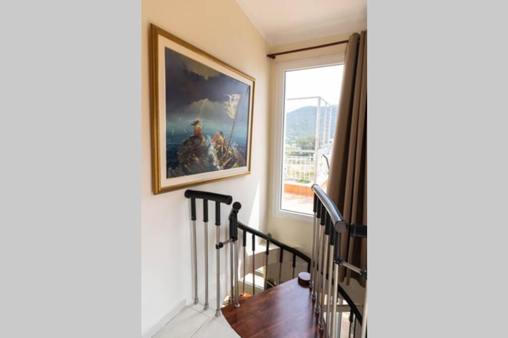 Port View House-Comfy Family Apartment-Panoramic View Néa Péramos Zewnętrze zdjęcie