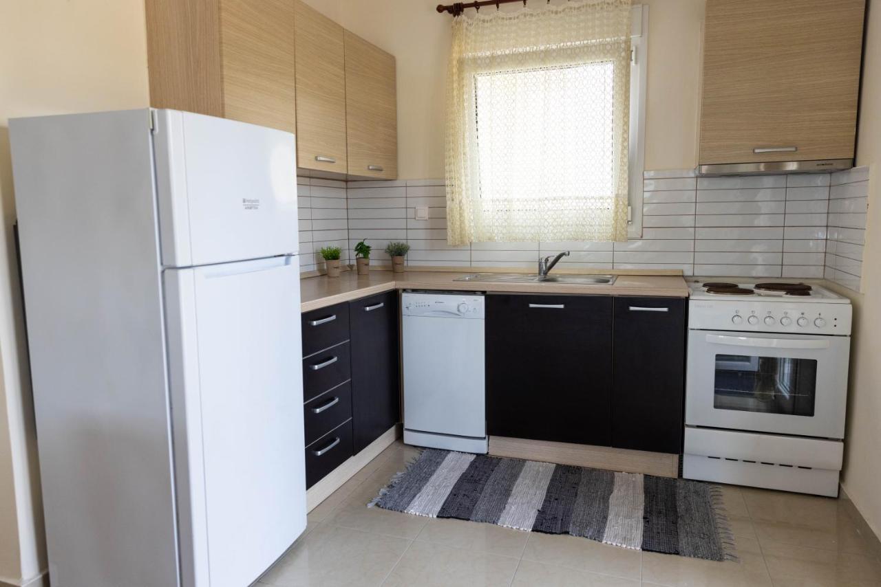 Port View House-Comfy Family Apartment-Panoramic View Néa Péramos Zewnętrze zdjęcie
